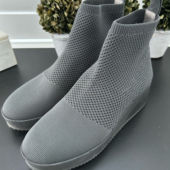 Eileen Fisher Shoes - NEW Eileen Fisher Mars Slip-On Boot Women’s 8